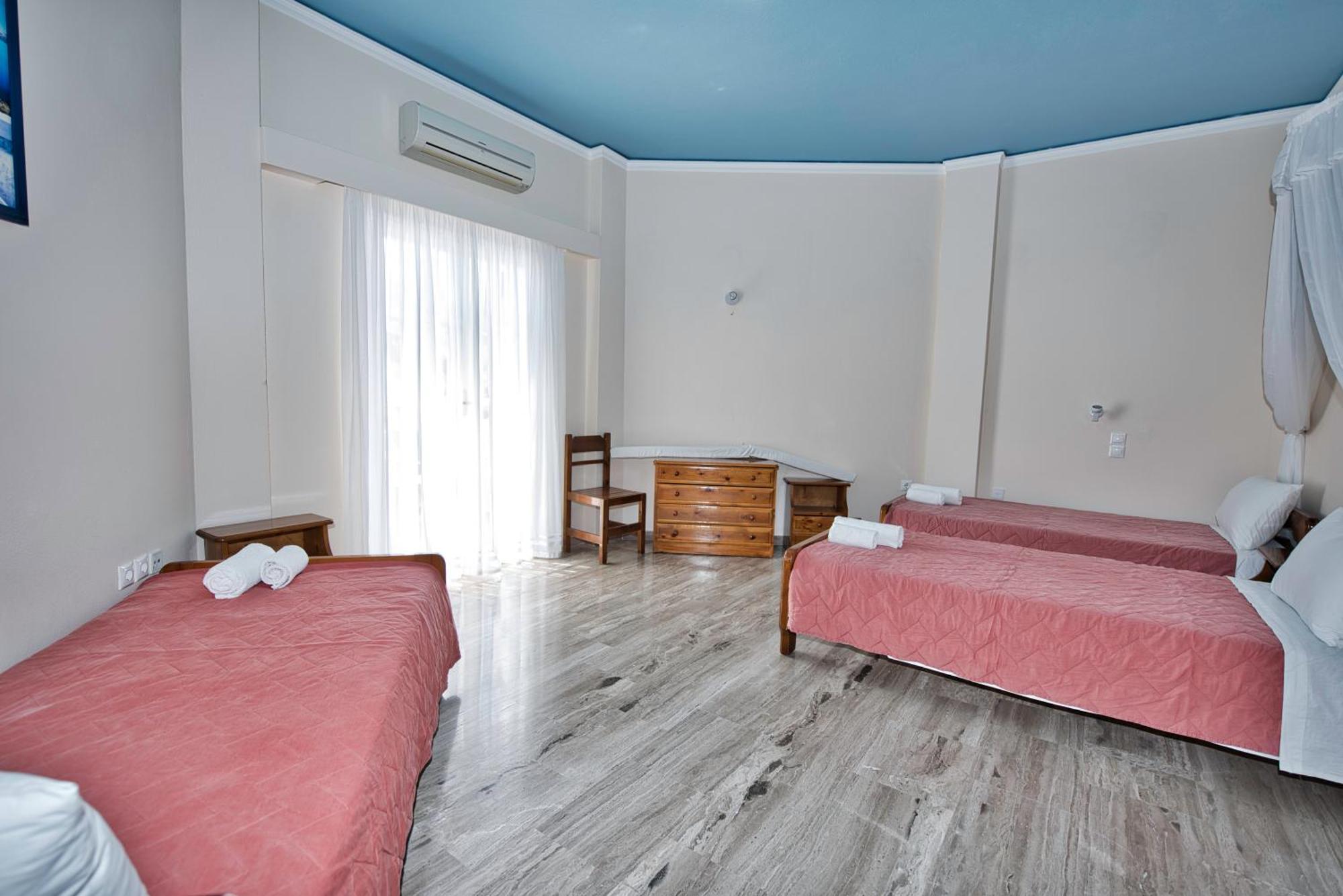 Villa Nikos Karamolegkos Kamari Zewnętrze zdjęcie