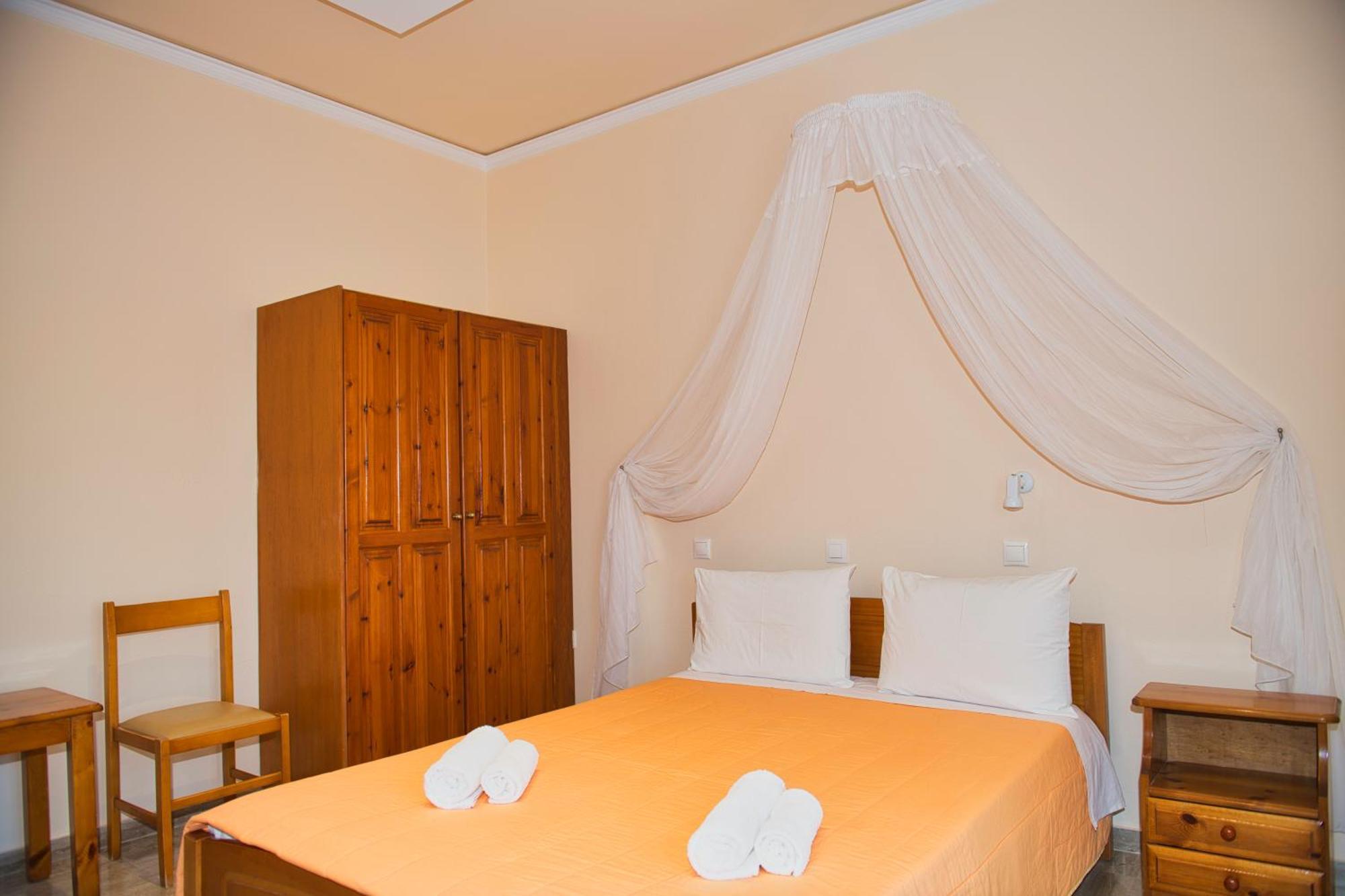 Villa Nikos Karamolegkos Kamari Zewnętrze zdjęcie