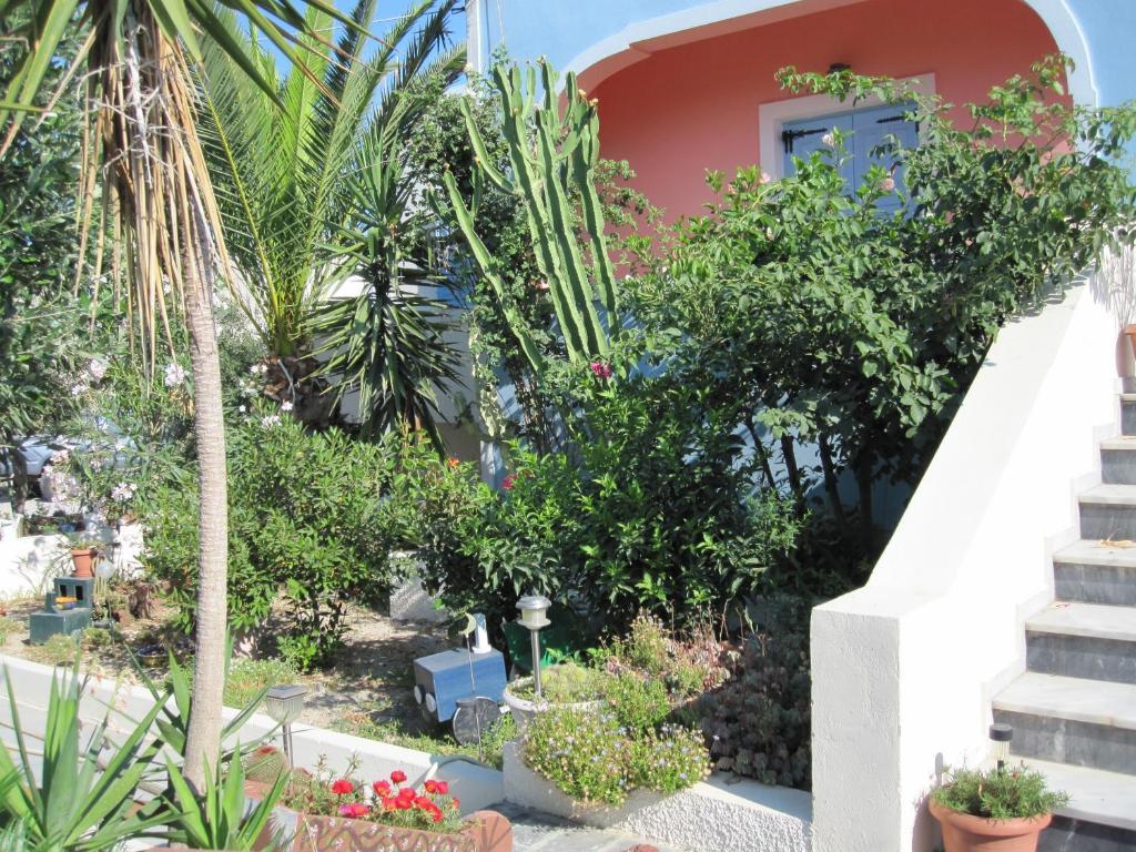 Villa Nikos Karamolegkos Kamari Zewnętrze zdjęcie